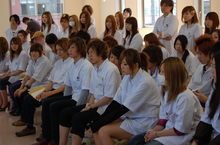 トニー先生を前に皆真剣な表情！
